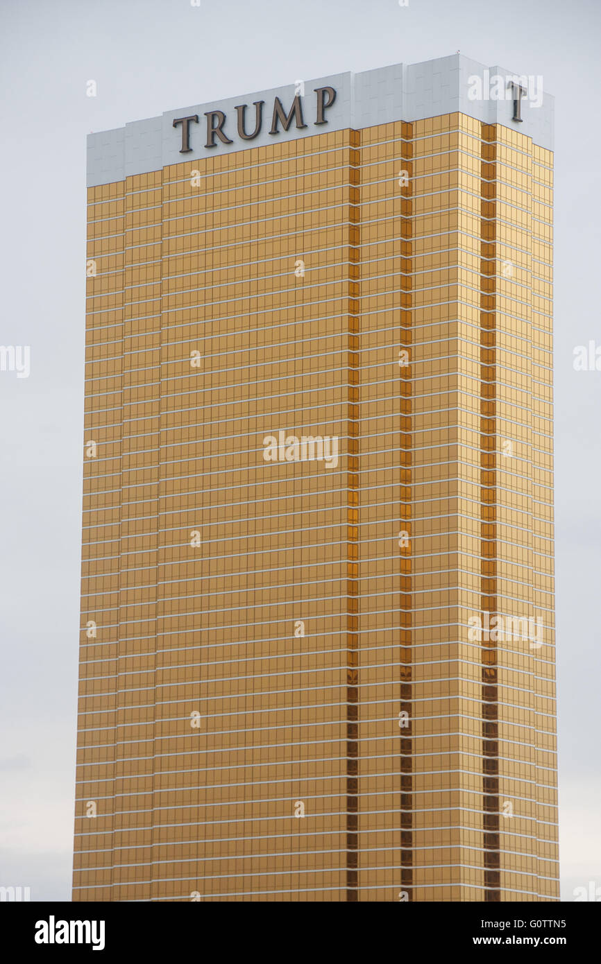 The Trump Tower Hotel and Casino in Las Vegas Stock Photo - Alamy
