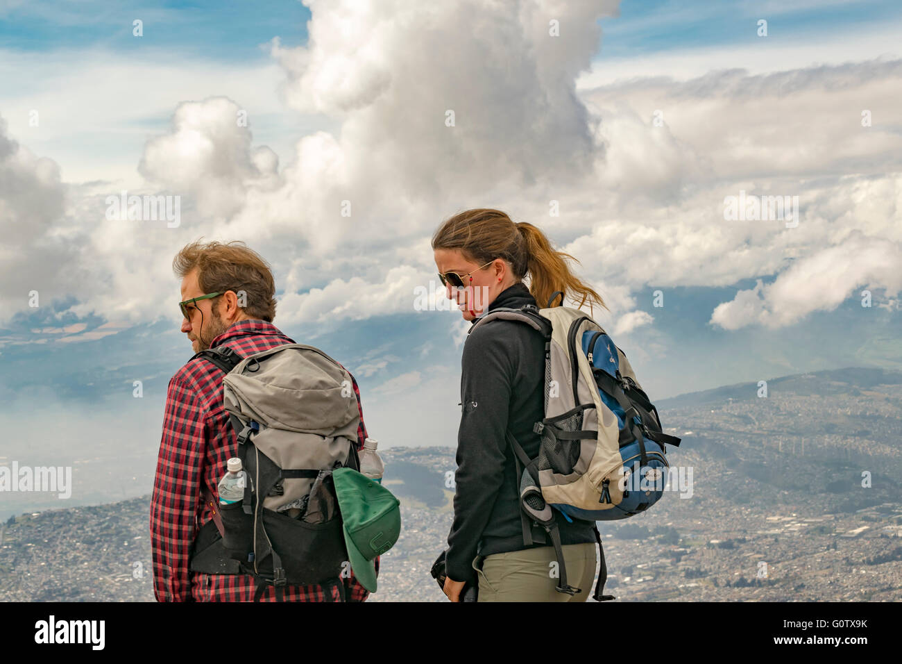 Aerial view young couple hikers hi-res stock photography and images - Alamy