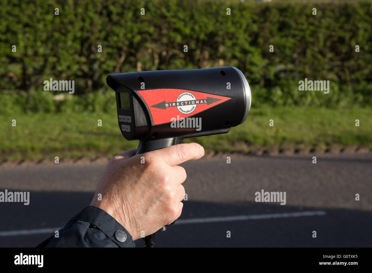 Speed gun hires stock photography and images Alamy