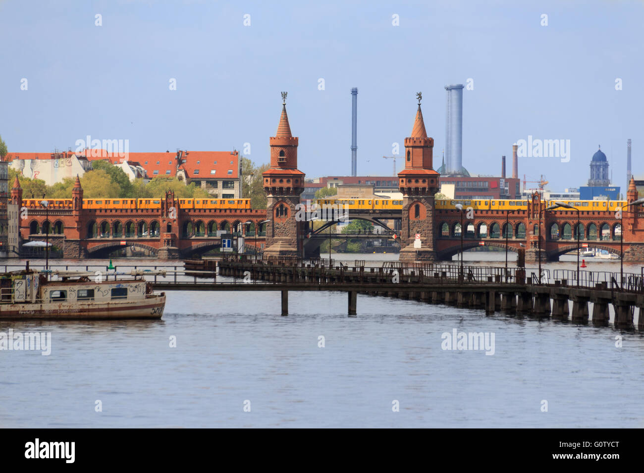 Berlin skyline: Oberbaum bridge and river Spree Stock Photo