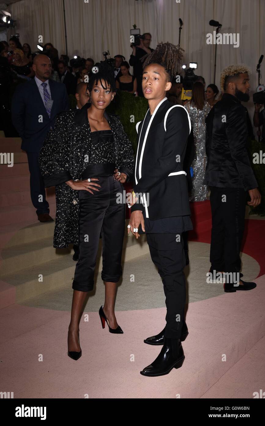 Jaden Smith and Willow Smith - People arriving at the Louis Vuitton PAP F/W  2019/2020 fashion show in Paris. defile de mode pret-a-porter autome-hiver  2019/2010 Chanel a Paris. (Photo by Lionel Urman/Sipa