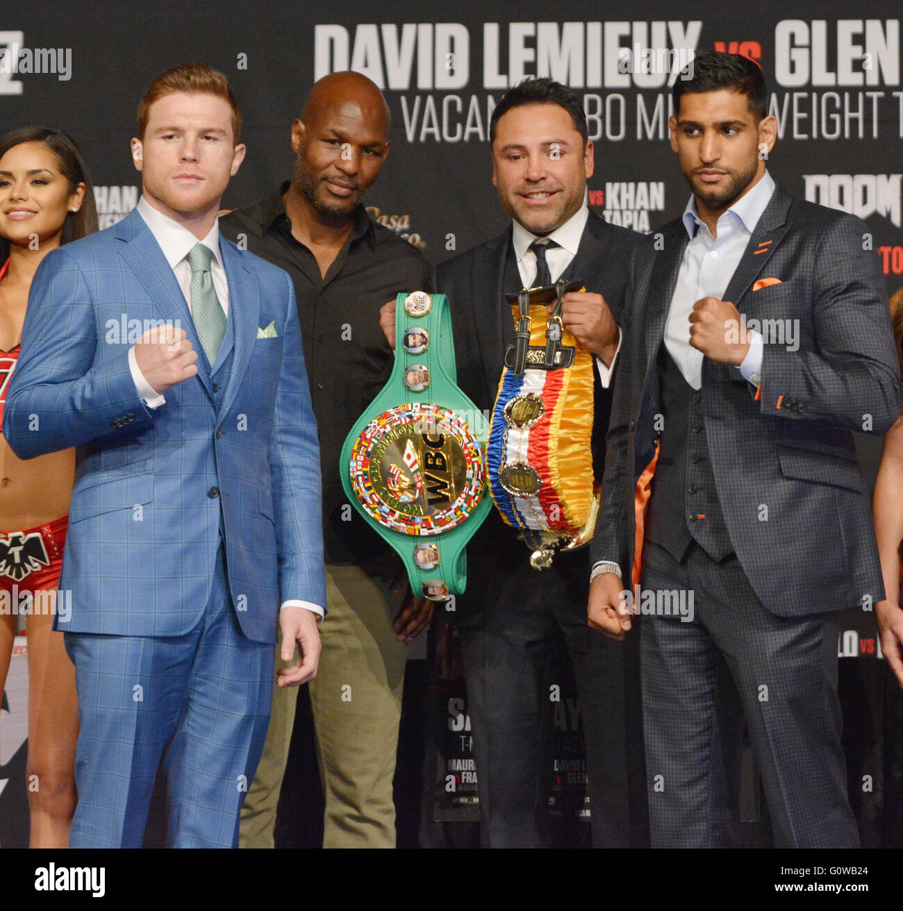 Las Vegas, Nevada, USA. 4th May, 2016. Boxer Canelo Alvarez, Golden Boys Promotions Executives Bernard Hopkins and Oscar De La Hoya and boxer Amir Khan attend the final press conference for the Middleweight Weight Championship fight at The Ka Theater inside MGM Grand Hotel & Casino on May 4, 2016, in Las Vegas, Nevada. Credit:  Marcel Thomas/ZUMA Wire/Alamy Live News Stock Photo