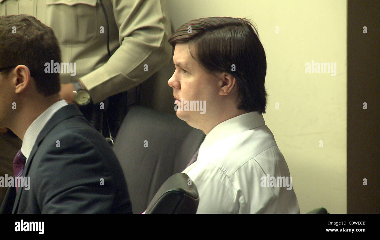Marietta, GA, USA. 2nd May, 2016. Justin Ross Harris defense attorneys plead to Cobb County Superior Court Judge Mary Staley for a change of venue for Harris' first-degree murder trial, citing counsel inability to find jurors who haven't already decided on defendant's guilt. Pictured: Justin Ross Harris with attorneys © Robin Rayne Nelson/ZUMA Wire/Alamy Live News Stock Photo