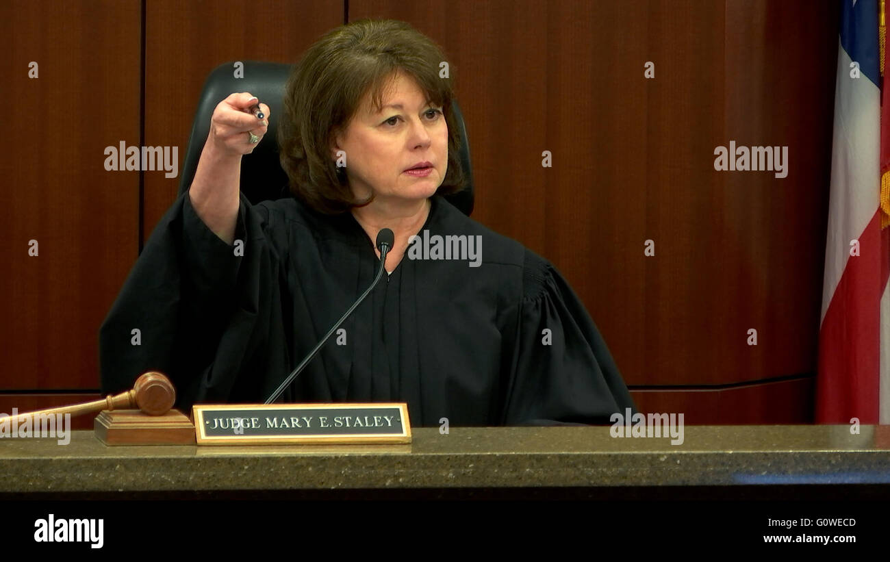 Marietta, GA, USA. 2nd May, 2016. Justin Ross Harris defense attorneys plead to Cobb County Superior Court Judge Mary Staley for a change of venue for Harris' first-degree murder trial, citing counsel inability to find jurors who haven't already decided on defendant's guilt. Pictured: Judge Mary Staley © Robin Rayne Nelson/ZUMA Wire/Alamy Live News Stock Photo