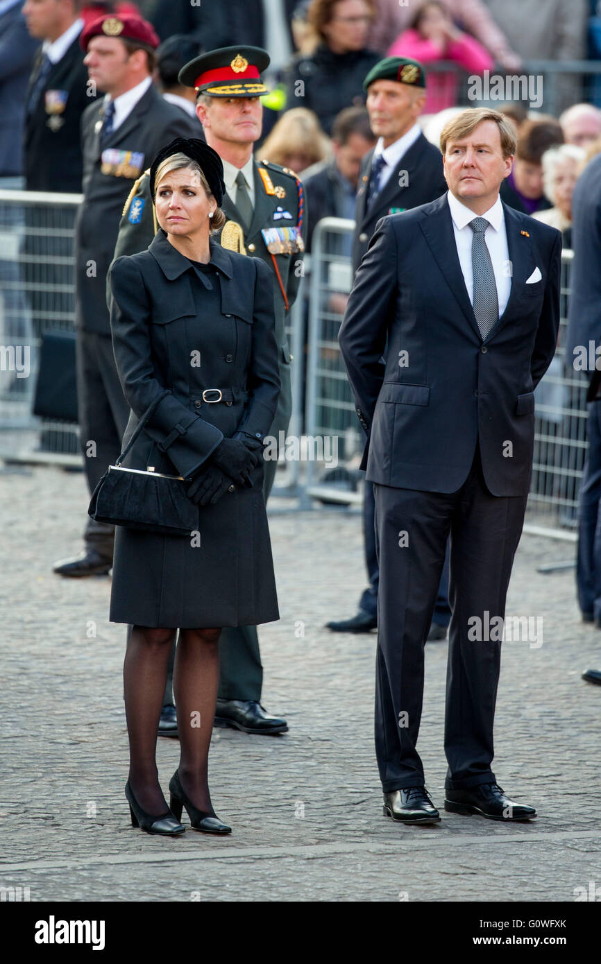 King Willem-Alexander and Queen Maxima of The Netherlands attend the ...
