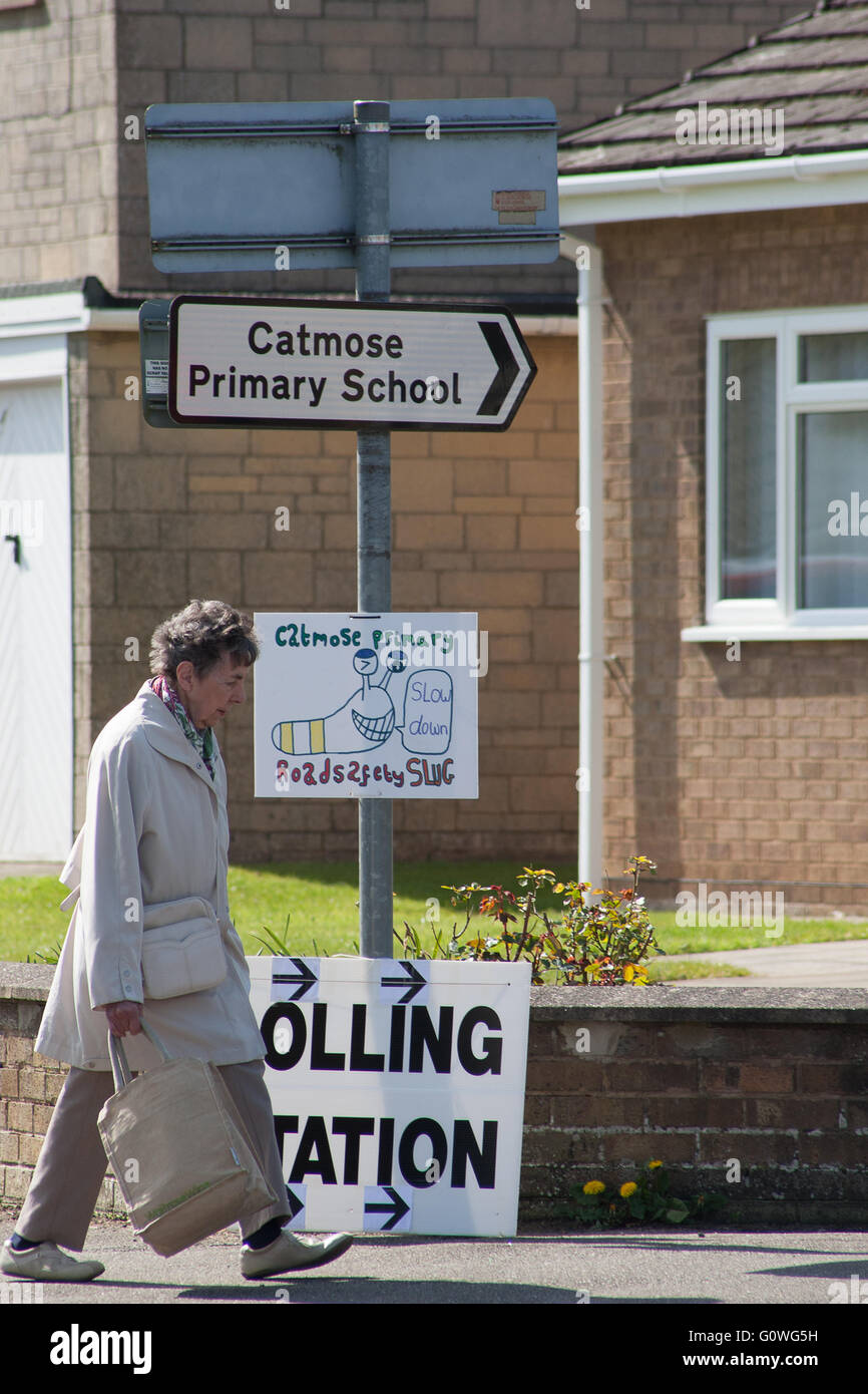 Oakham, Rutland, UK. 5th May, 2016. One of the polling stations in the county town of Oakham in Rutland where residents cast their votes for their preferred choice of candidate to be the new police and crime commissioner for Leicestershire and Rutland. Credit:  Jim Harrison/Alamy Live News Stock Photo