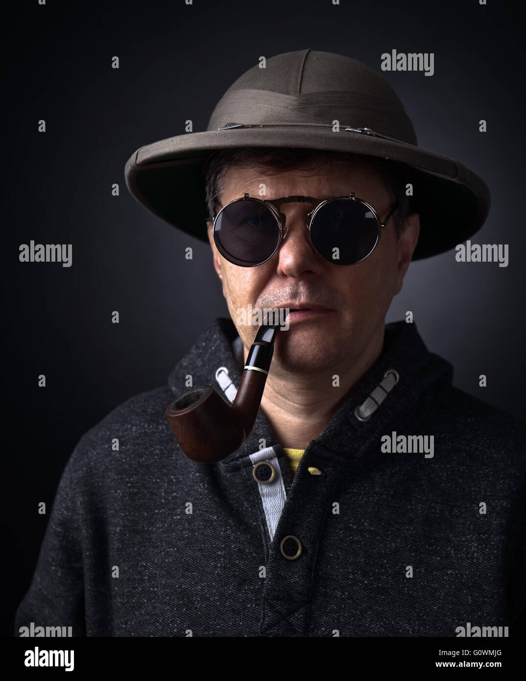Pith helmet black man hi-res stock photography and images - Alamy