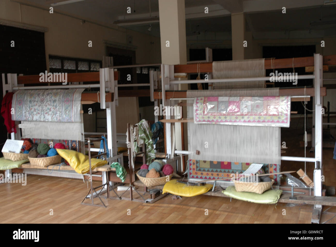 Tibet Rug Factory In Nepal High Resolution Stock Photography And Images Alamy
