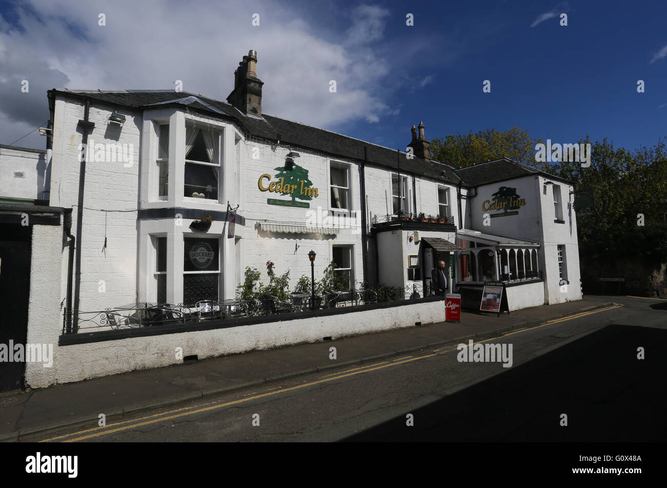 Cedar tavern hires stock photography and images Alamy