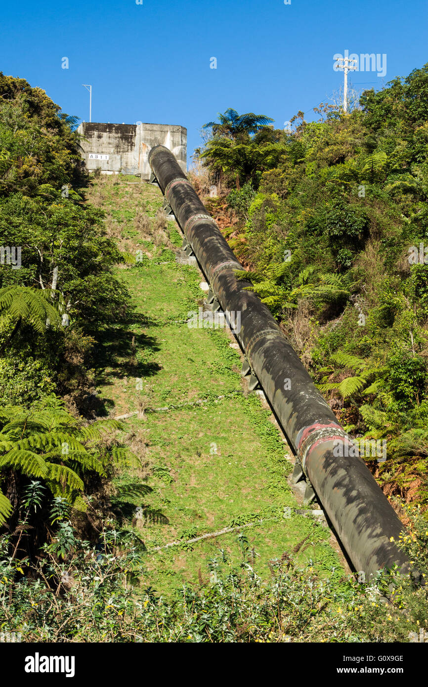 Pipeline section hi-res stock photography and images - Alamy