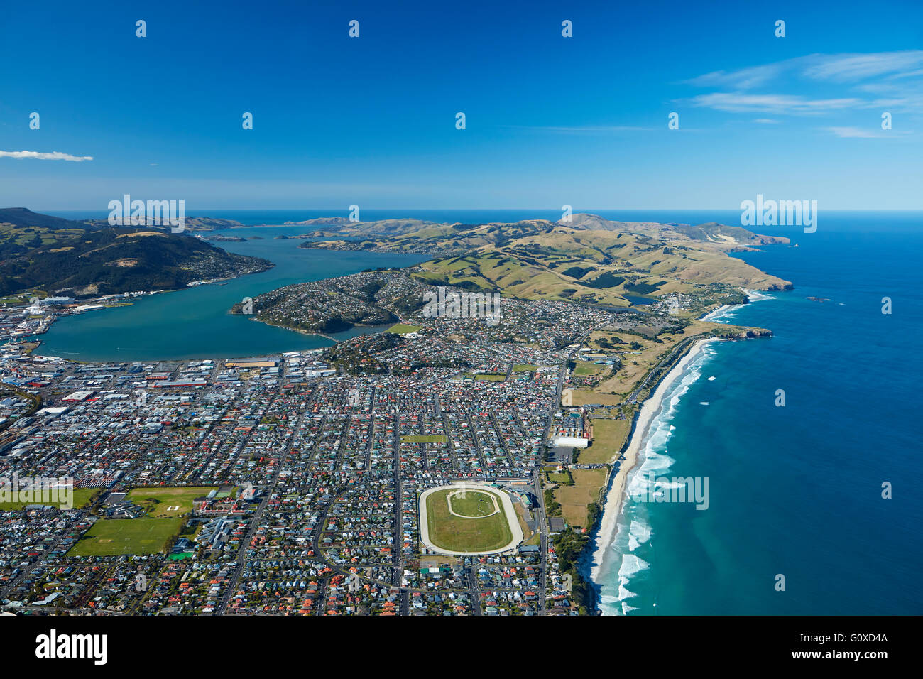 St Clair and St Kilda Beaches, Otago Harbour and Otago Peninsula, Dunedin, Otago, South Island, New Zealand - aerial Stock Photo