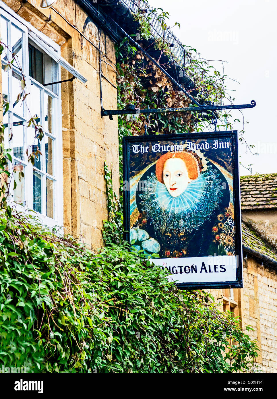 Pub 'Queen's Head' in Stow-on-the-wold Stock Photo