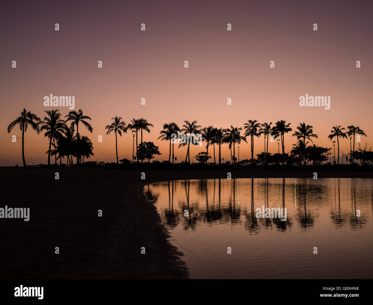 Waikiki beach sunset hi-res stock photography and images - Alamy