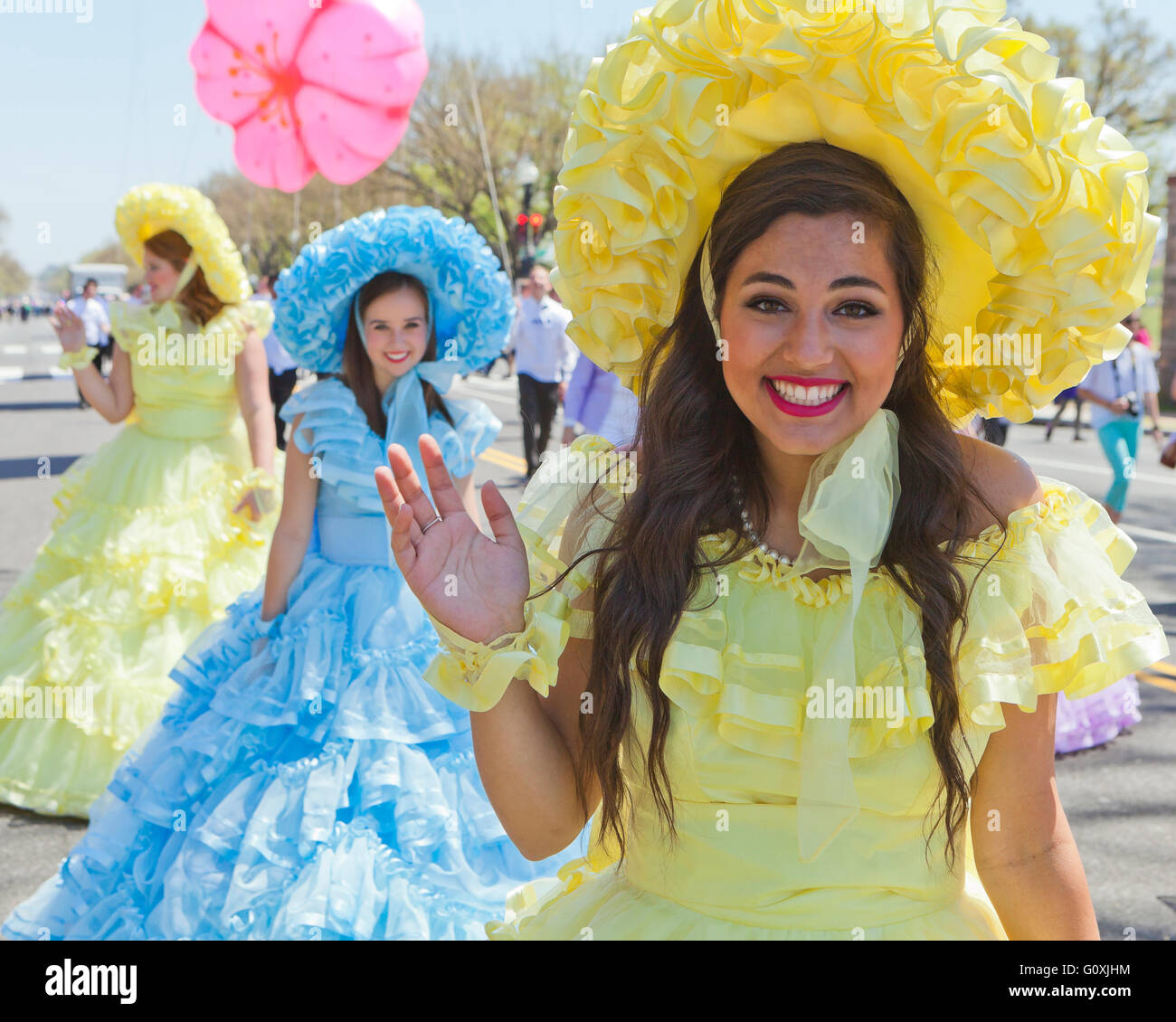Young girls wearing southern belle costumes - USA Stock Photo - Alamy