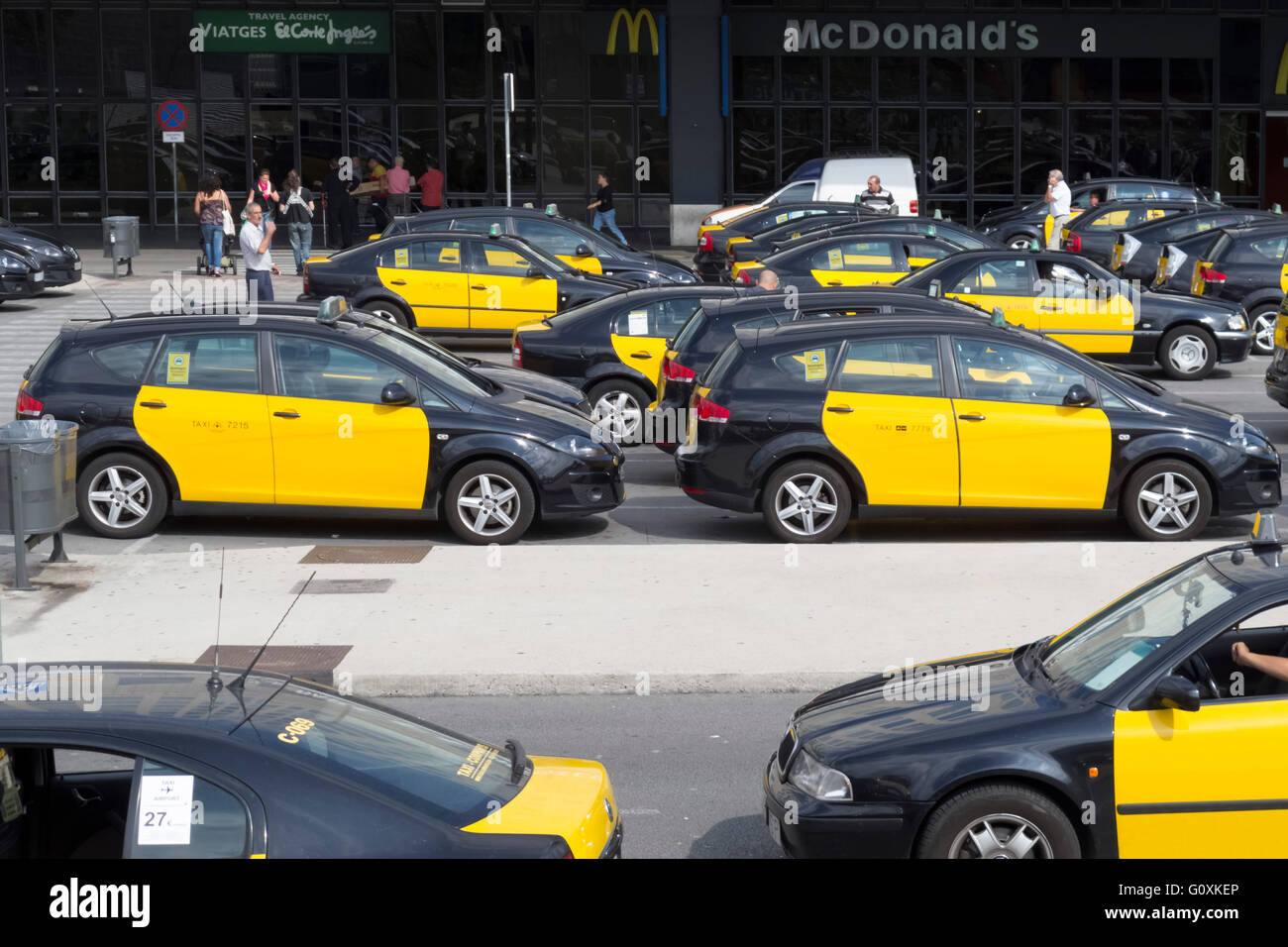 Spain Barcelona Yellow Black Taxis Stock Photos Spain Barcelona