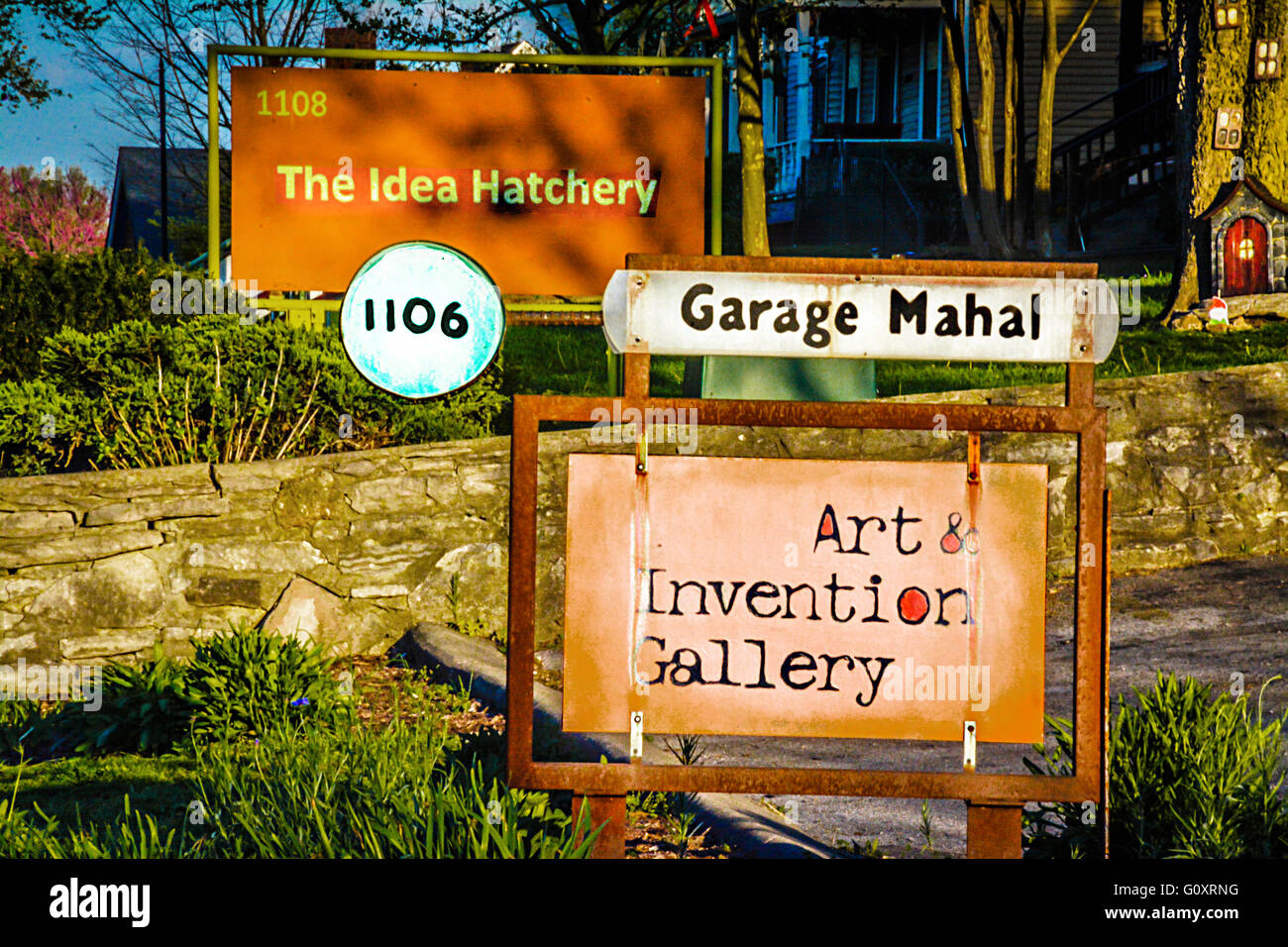 The Idea Hatchery and the Art & Invention Gallery include start-ups in trendy, hip Five Points district in East Nashville, TN Stock Photo