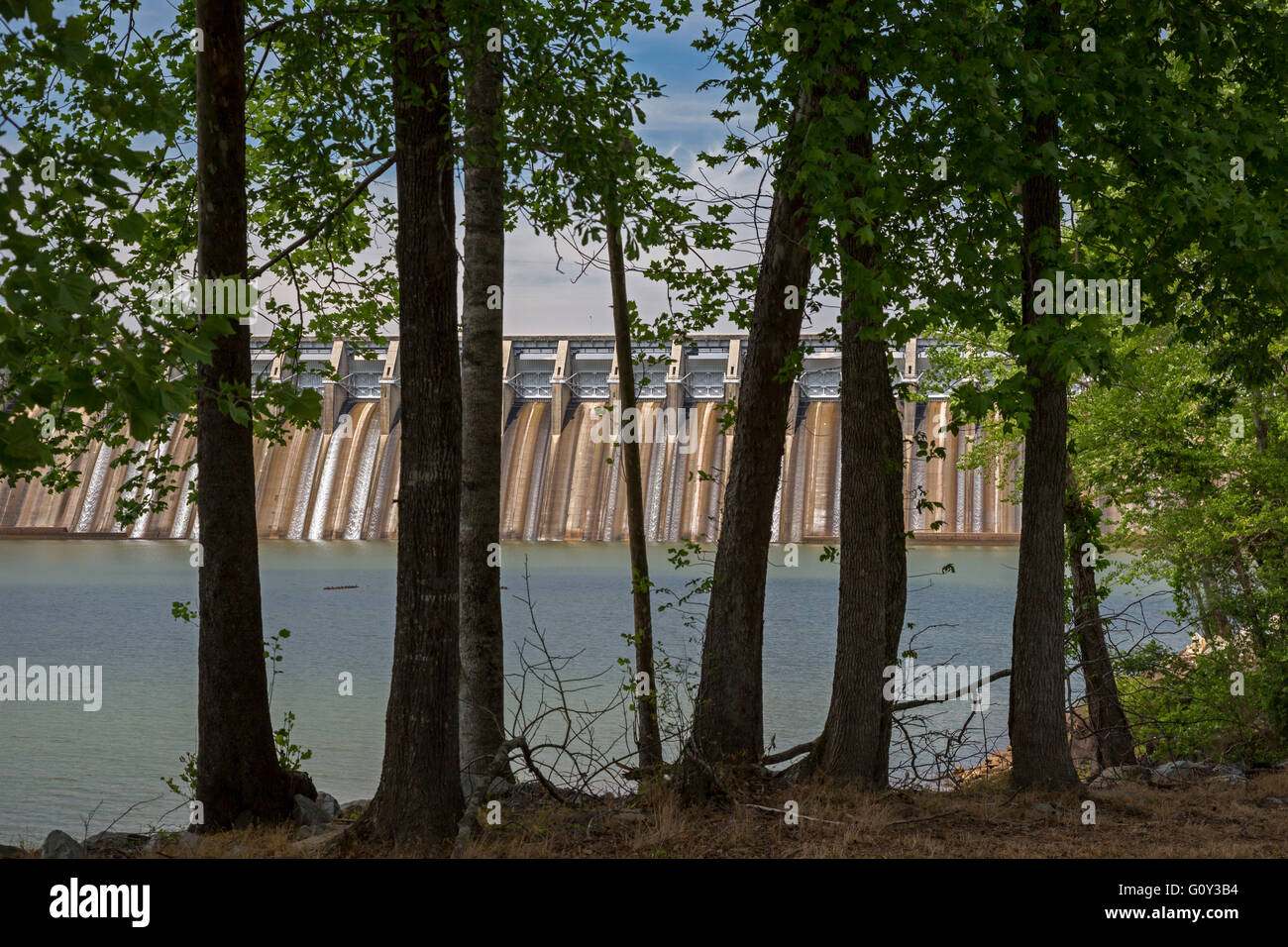 Clarks Hill, South Carolina - The J. Strom Thurmond Dam, built by the U.S.  Army Corps of Engineers Stock Photo - Alamy