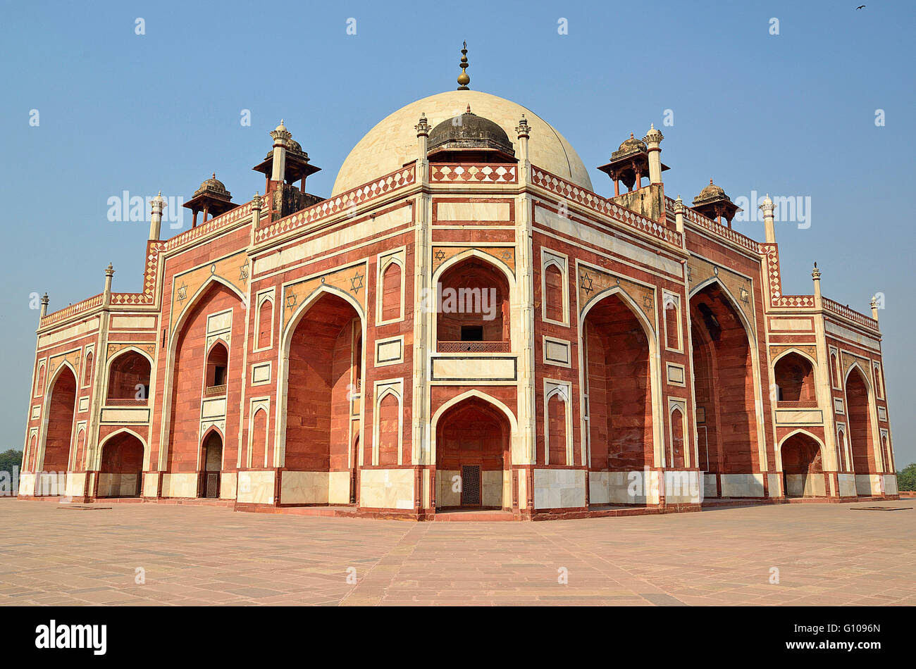 Humayun's Tomb, mausoleum of Mughal emperor Humayun, New Delhi, India ...