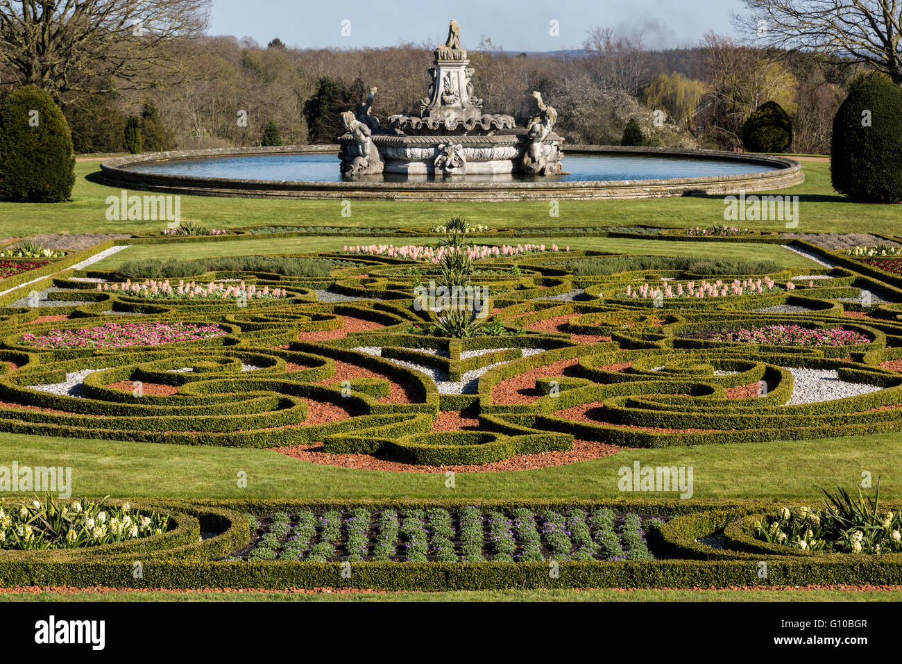 The formal garden and east fountain at Witley Court, Worcestershire, England Stock Photo