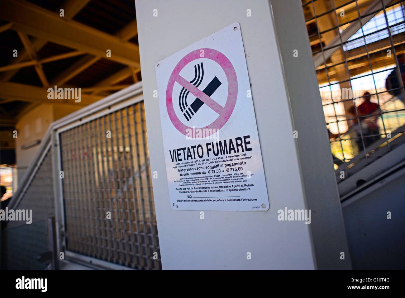 No Smoke sign reads 'Vietato Fumare' in Venice, Italy Stock Photo