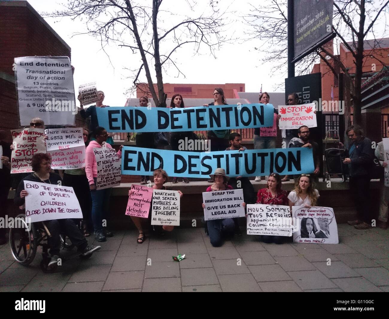 London Uk 7th May 2016 People Are Rallying Demanding To Close