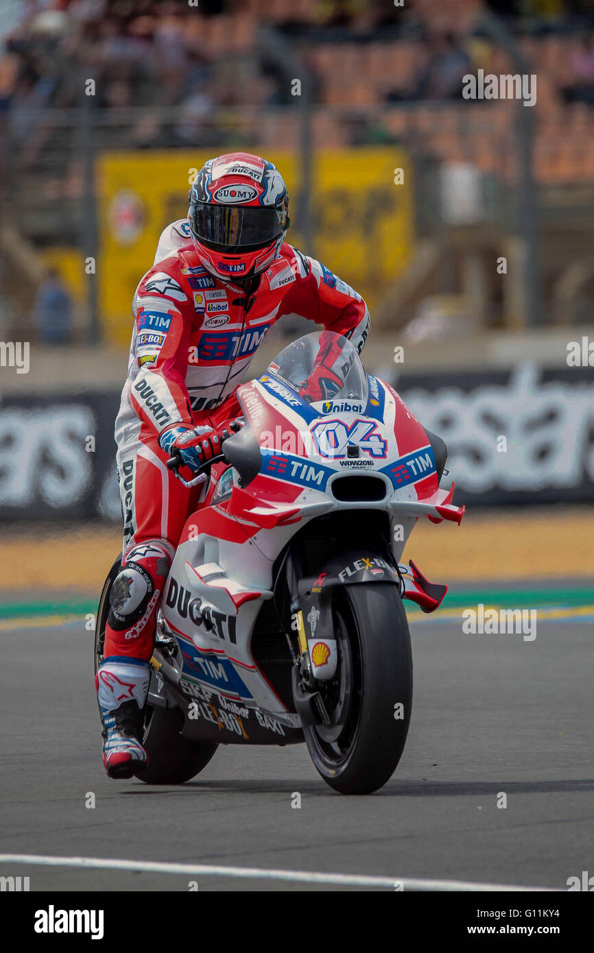 Le Mans France 8th May 16 Andrea Dovizioso Of Italy And Ducati Team Riders During The