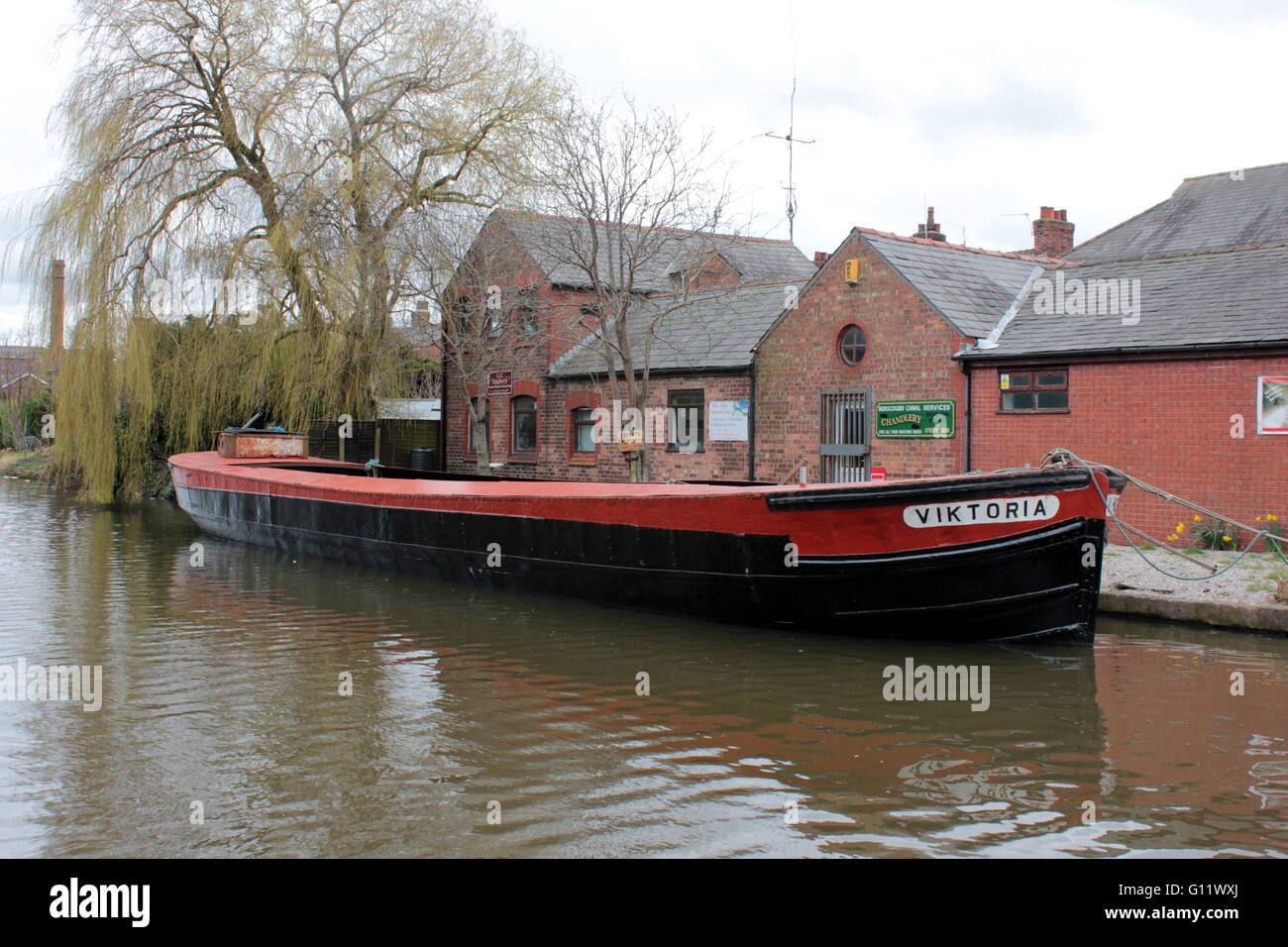 An old working canal barge moored on The Leeds and Liverpool canal in