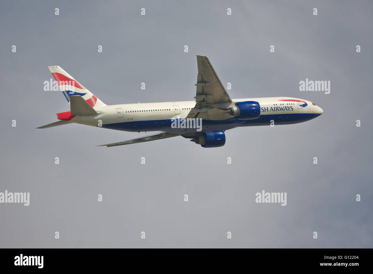 British Airways Boeing 777-200ER G-VIIC departing from London Heathrow Airport, UK Stock Photo