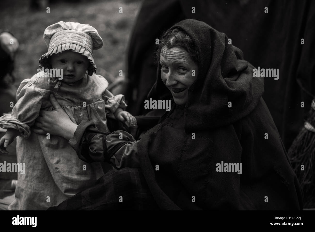 Victorian Ragged Children Ragged victorians hi-res stock photography and images - Alamy