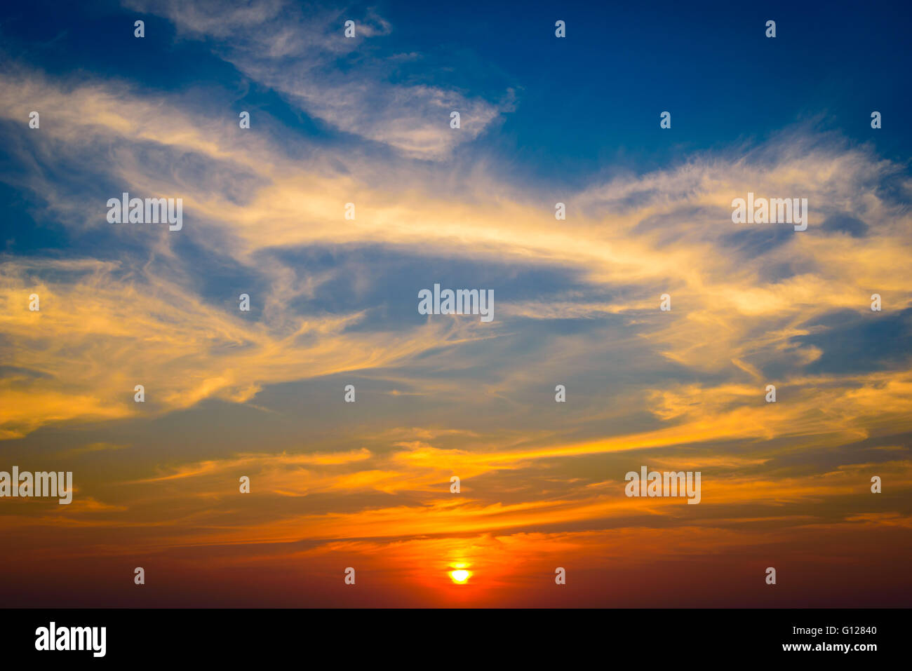 Dramatic sunset sky background Stock Photo - Alamy