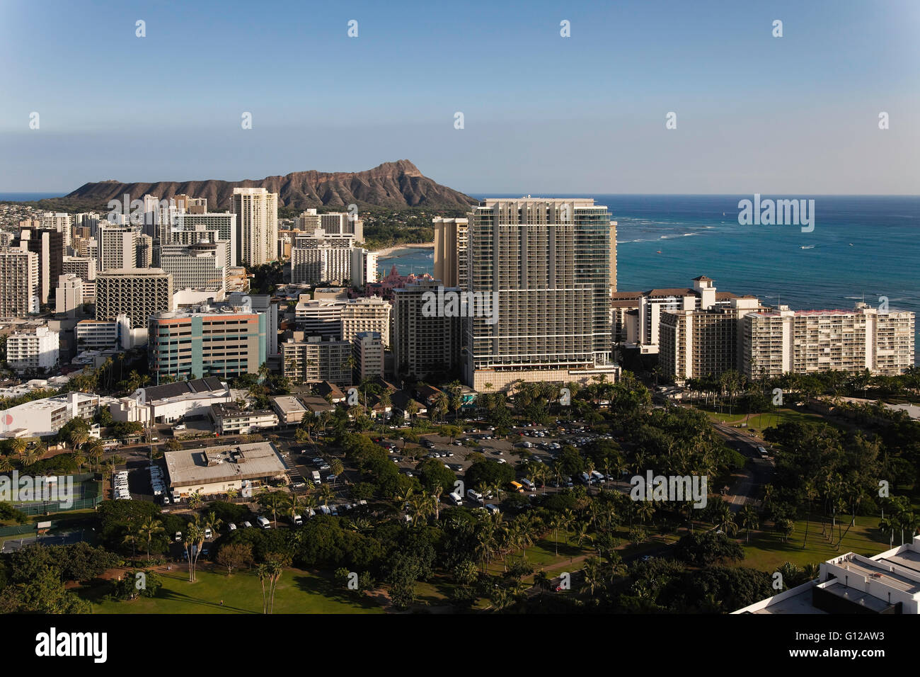 Aerial view waikiki beach hi-res stock photography and images - Alamy