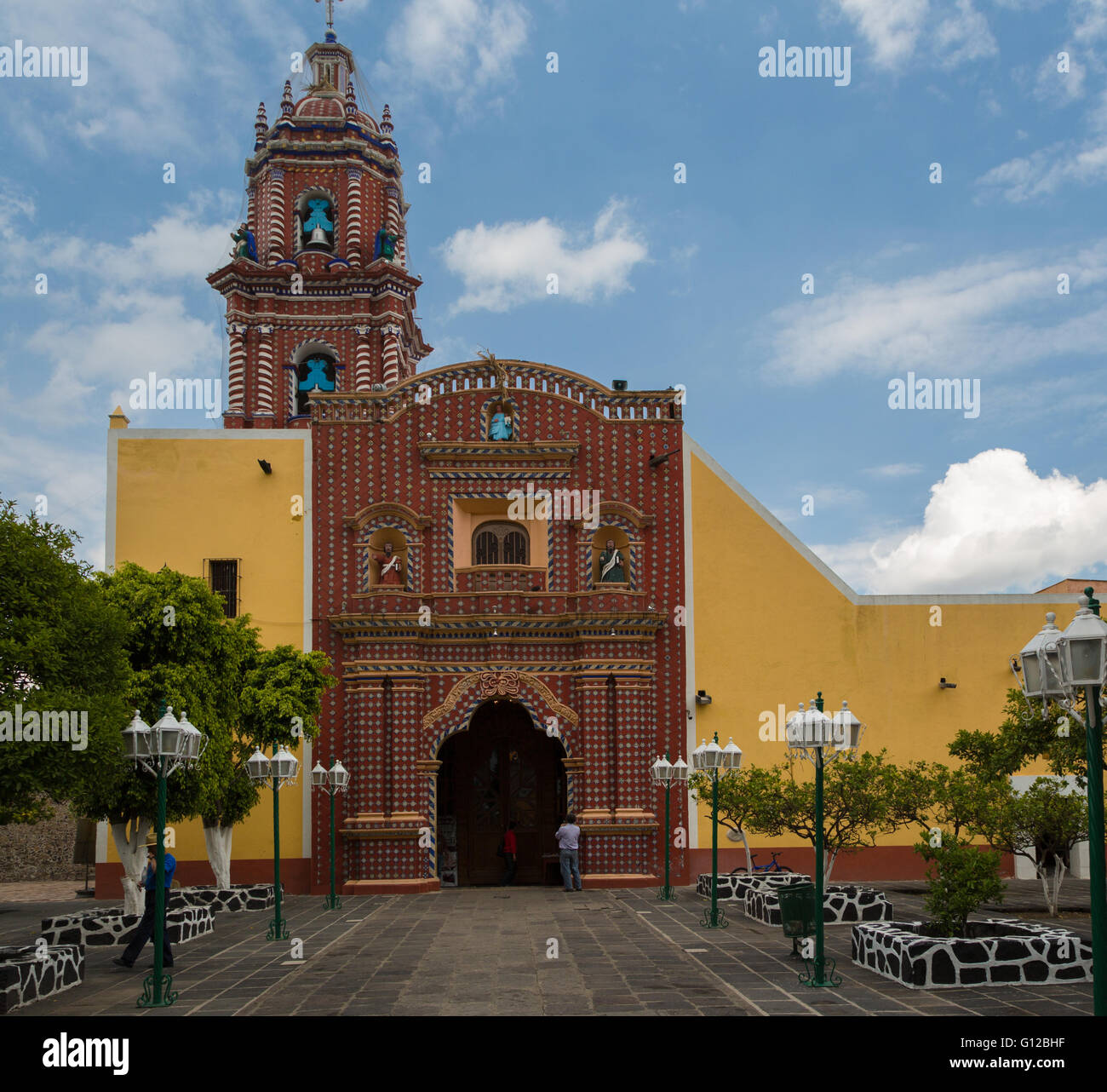 Santa maria tonantzintla church hi-res stock photography and images - Alamy
