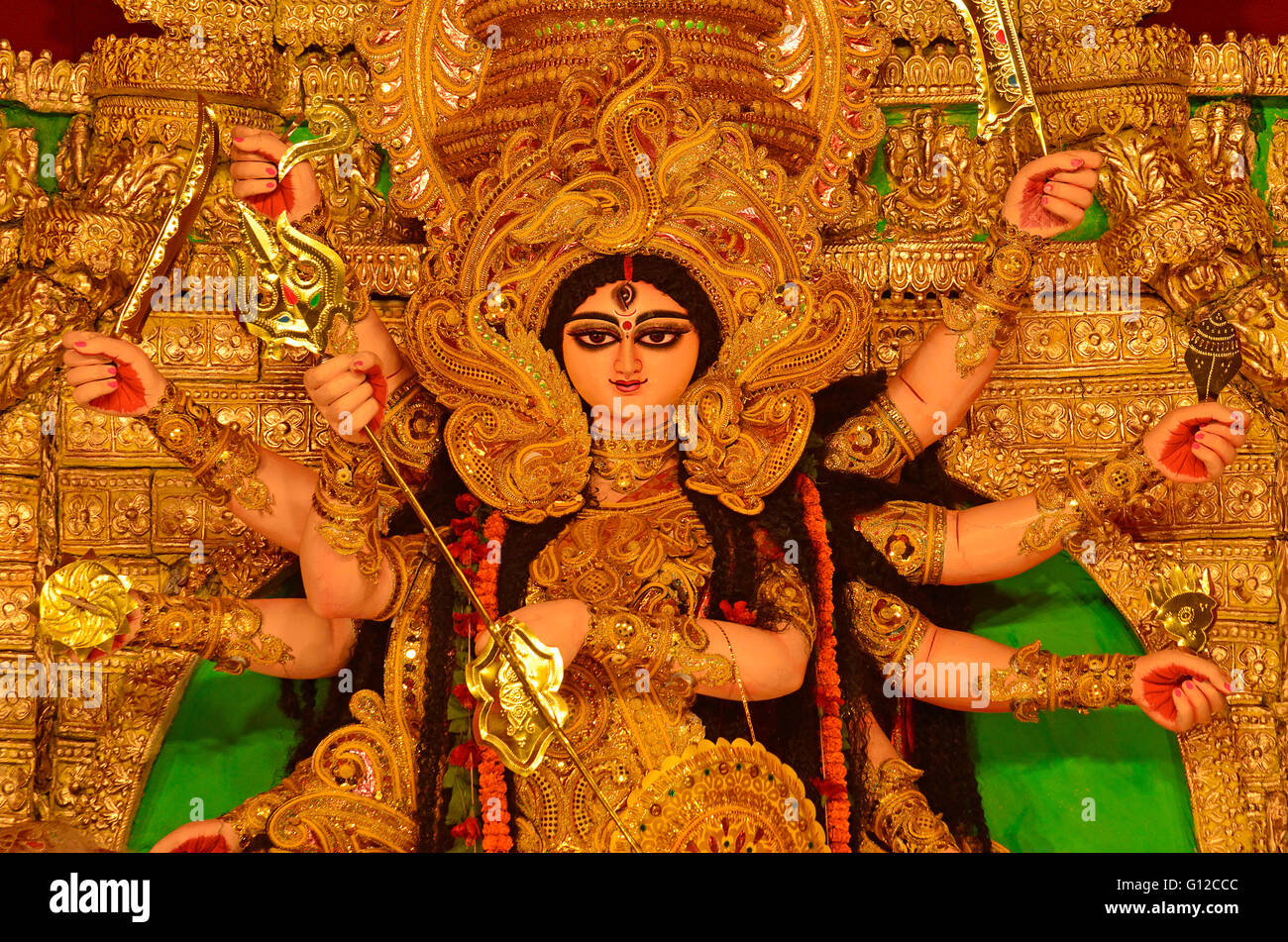 Durga Puja festival, Kolkata, West Bengal, India Stock Photo - Alamy