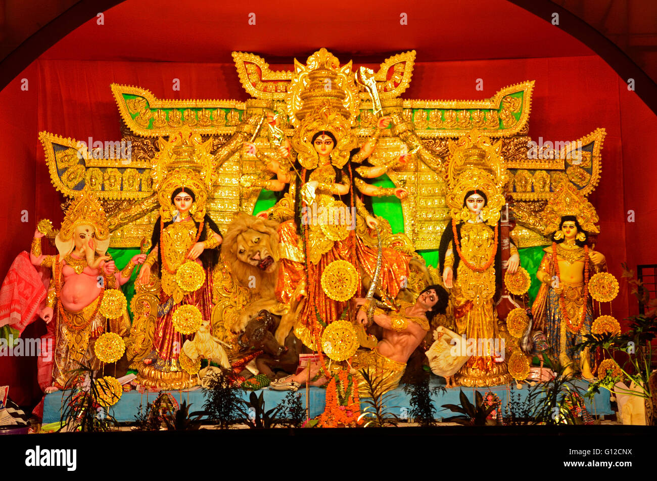 Durga Puja festival, Kolkata, West Bengal, India Stock Photo - Alamy