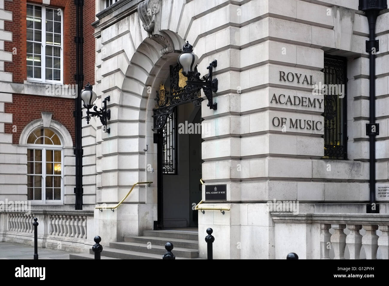 The Royal Academy of Music, Marylebone Road, London, England Stock Photo: 103938789 - Alamy