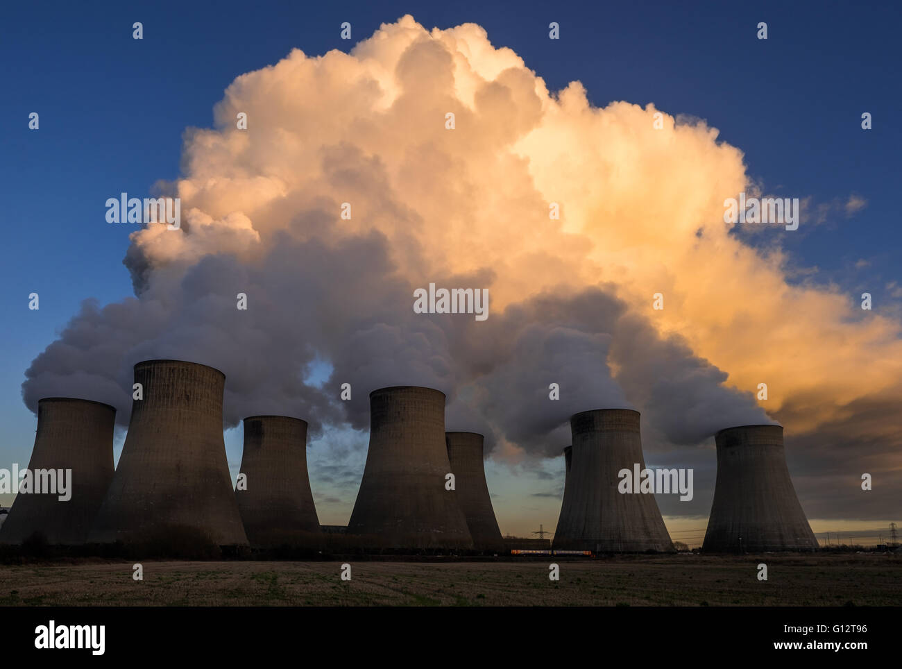 Cooling towers of Ratcliffe power station in the UK Stock Photo
