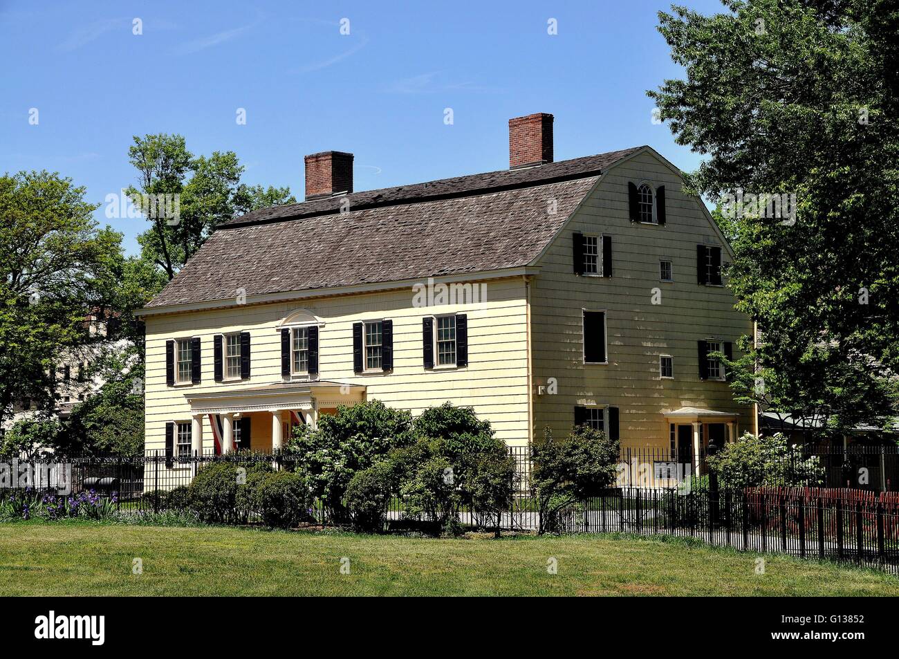 New York City 1750 Rufus King Manor House built in the colonial