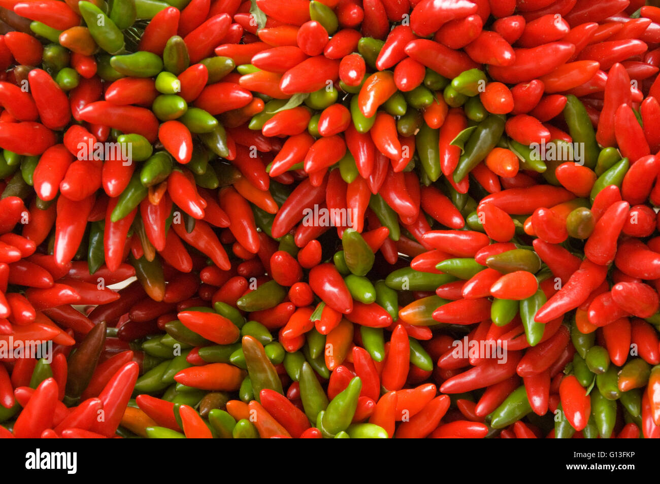 Green chilli wallpaper hires stock photography and images Alamy