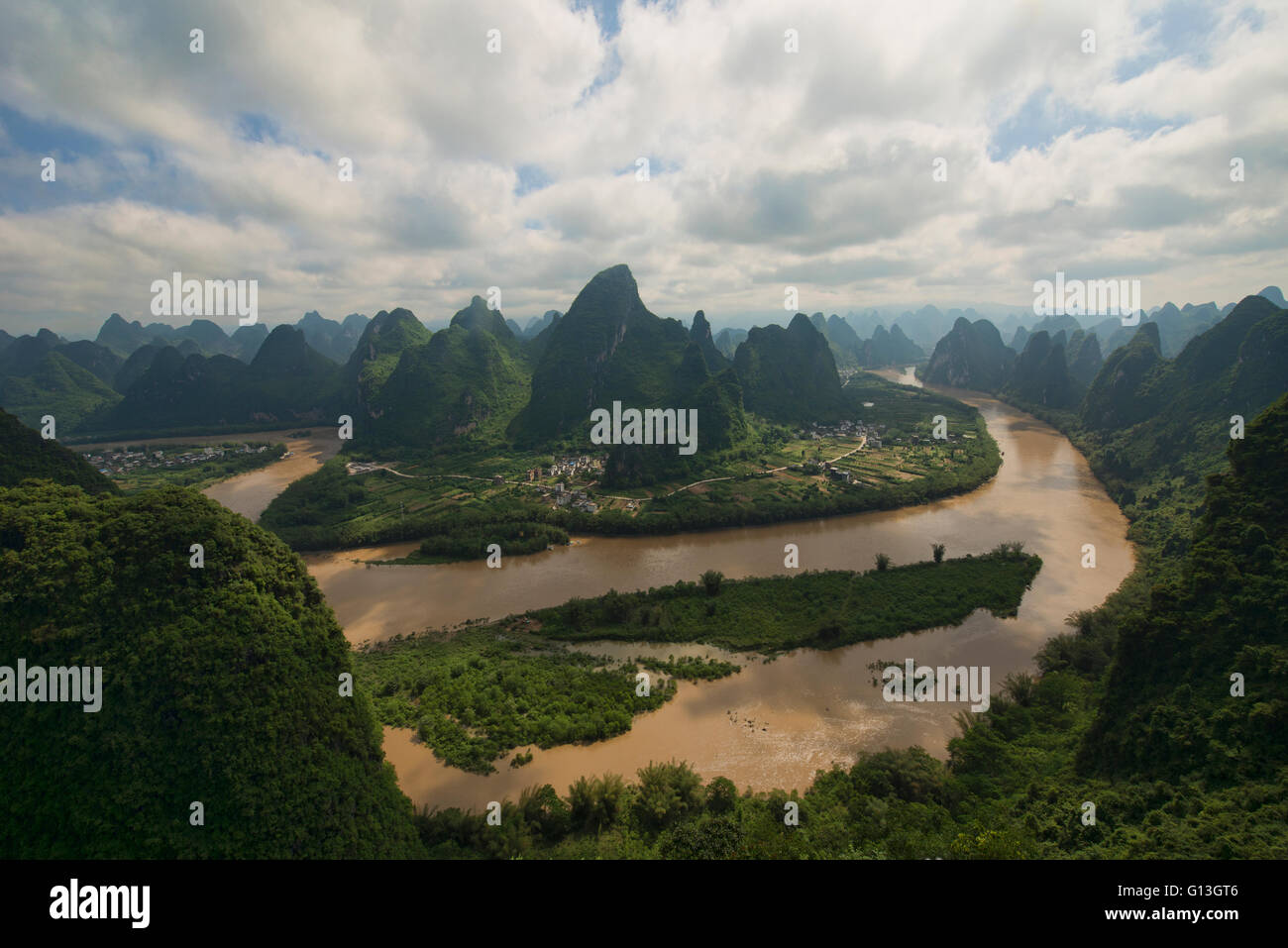 Birdseye view of the Li River from Xianggong Mountain, Xingping ...