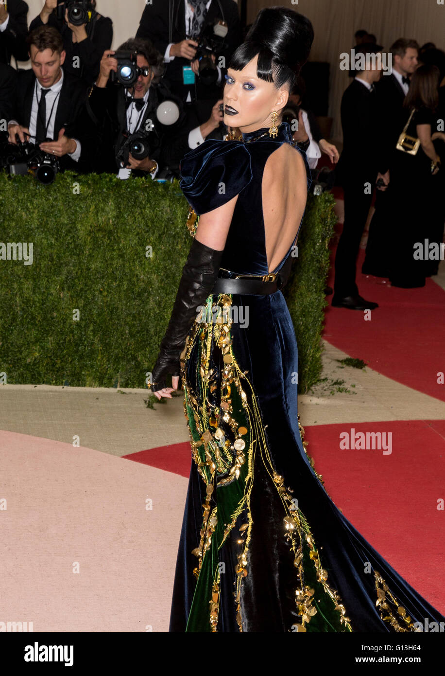 Katy perry clearance met gala 2016