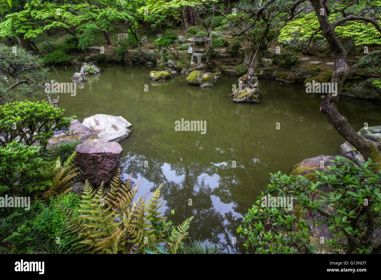 Doukutsu Kannon Tokumei-en Pond Garden Stock Photo