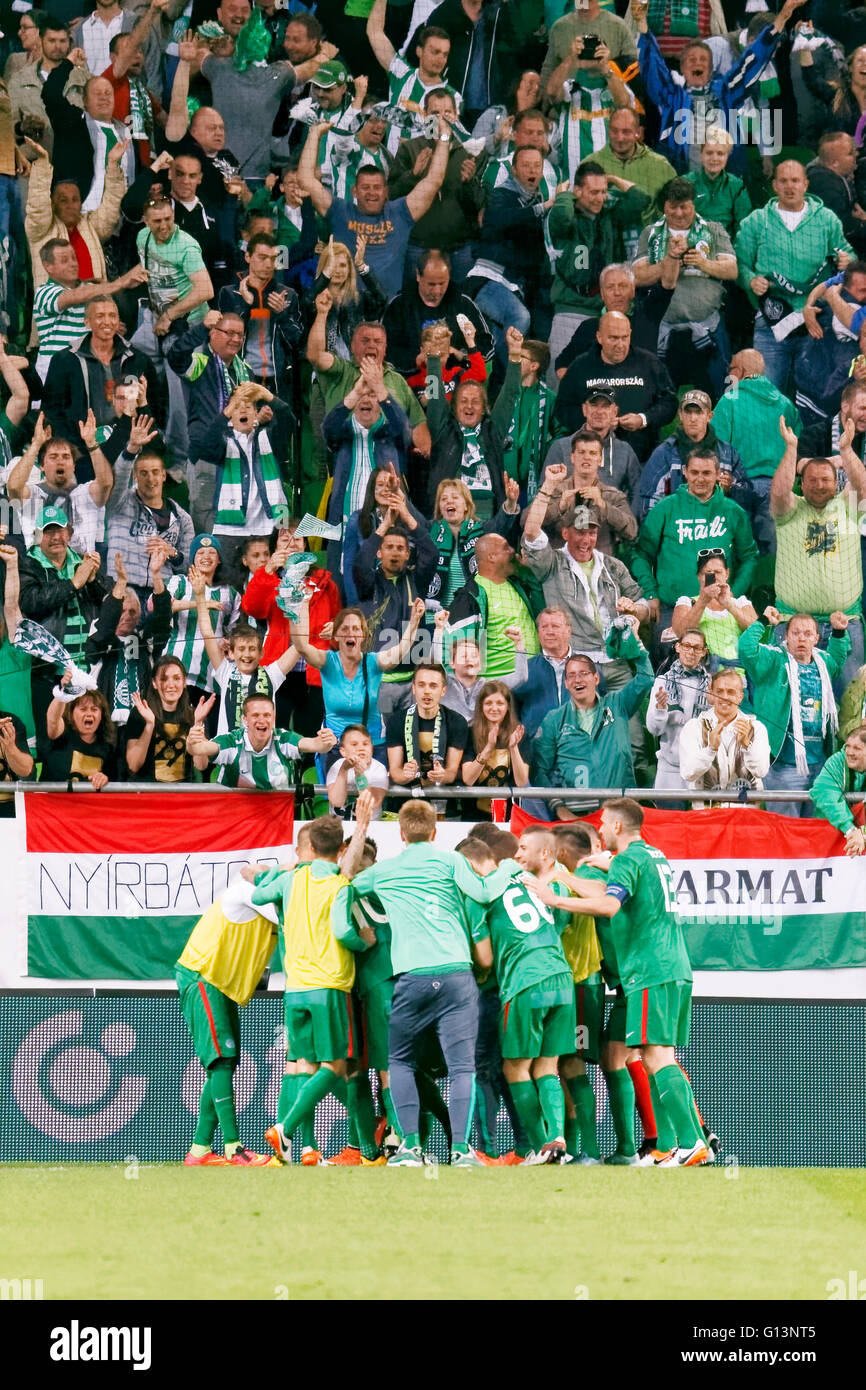 BUDAPEST, HUNGARY - MAY 7, 2016: The Team Of Ferencvarosi TC