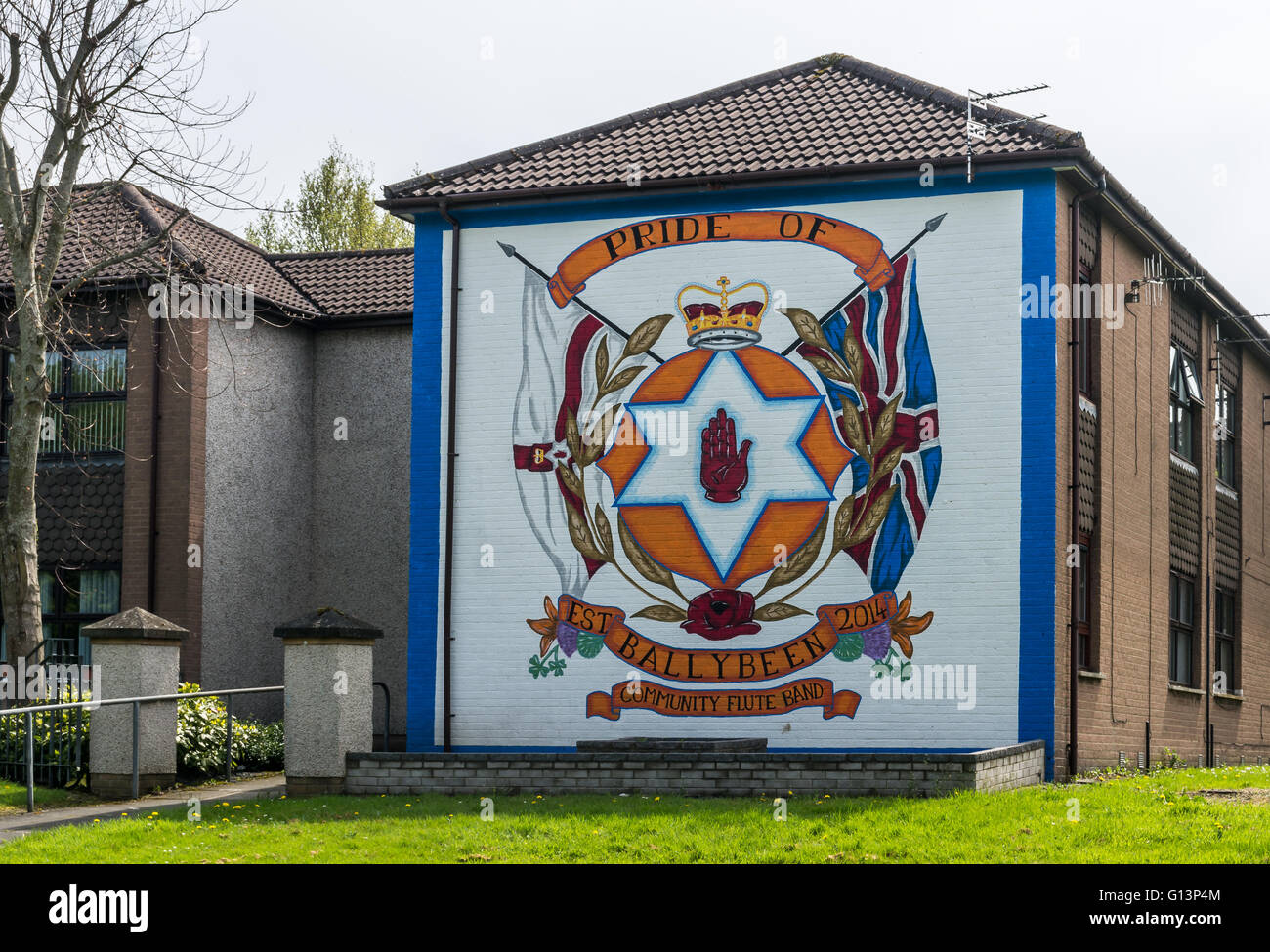 Pride of Ballybeen Flute Band mural in Loyalist Ballybeen estate in East Belfast Stock Photo