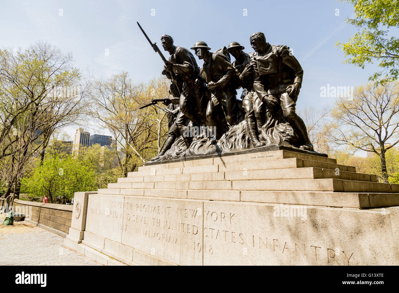 107th Regiment Monument in New York, NY Stock Photo Alamy