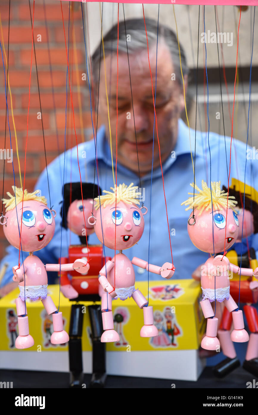 Covent Garden, London, UK. 8th May 2016. The annual Covent Garden May