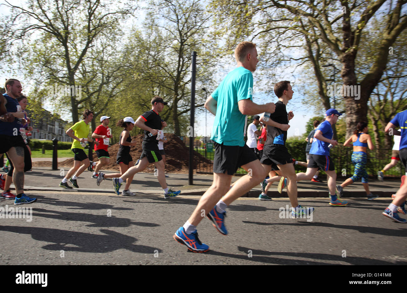 Hackney, London, UK. 8th May, 2016. HAckney Marathon Run by many on a