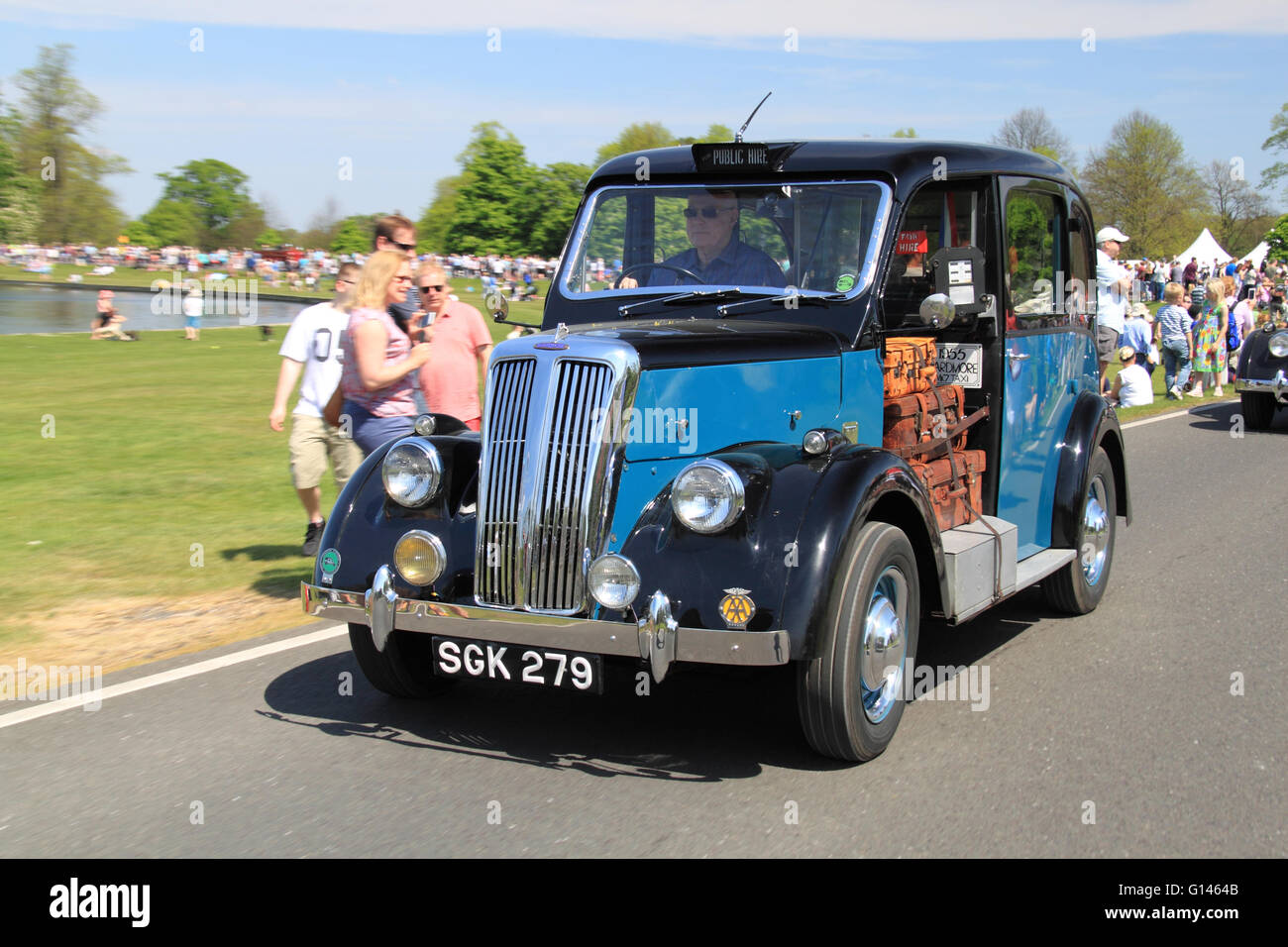 1955 beardmore mk7 london taxi cab hires stock photography and images