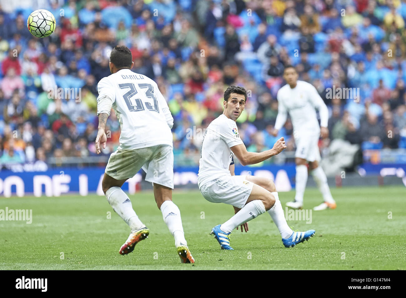 Madrid, Spain. 8th May, 2016. Alvaro Arbeloa (defender; Real Madrid) in action during La Liga match between Real Madrid and Valencia at Santiago Bernabeu on May 8, 2016 in Madrid Credit:  Jack Abuin/ZUMA Wire/Alamy Live News Stock Photo
