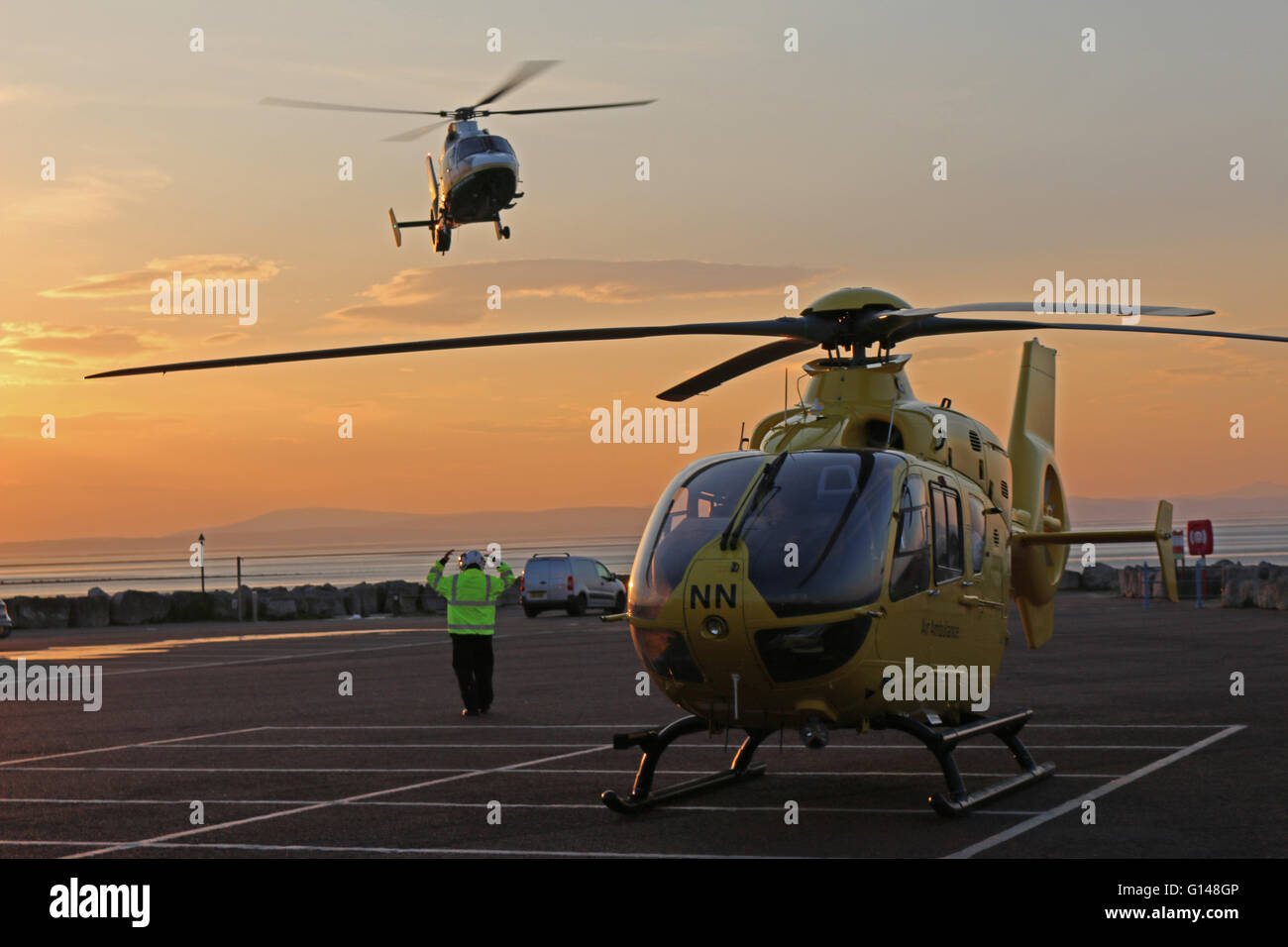 News air landing hires stock photography and images Alamy