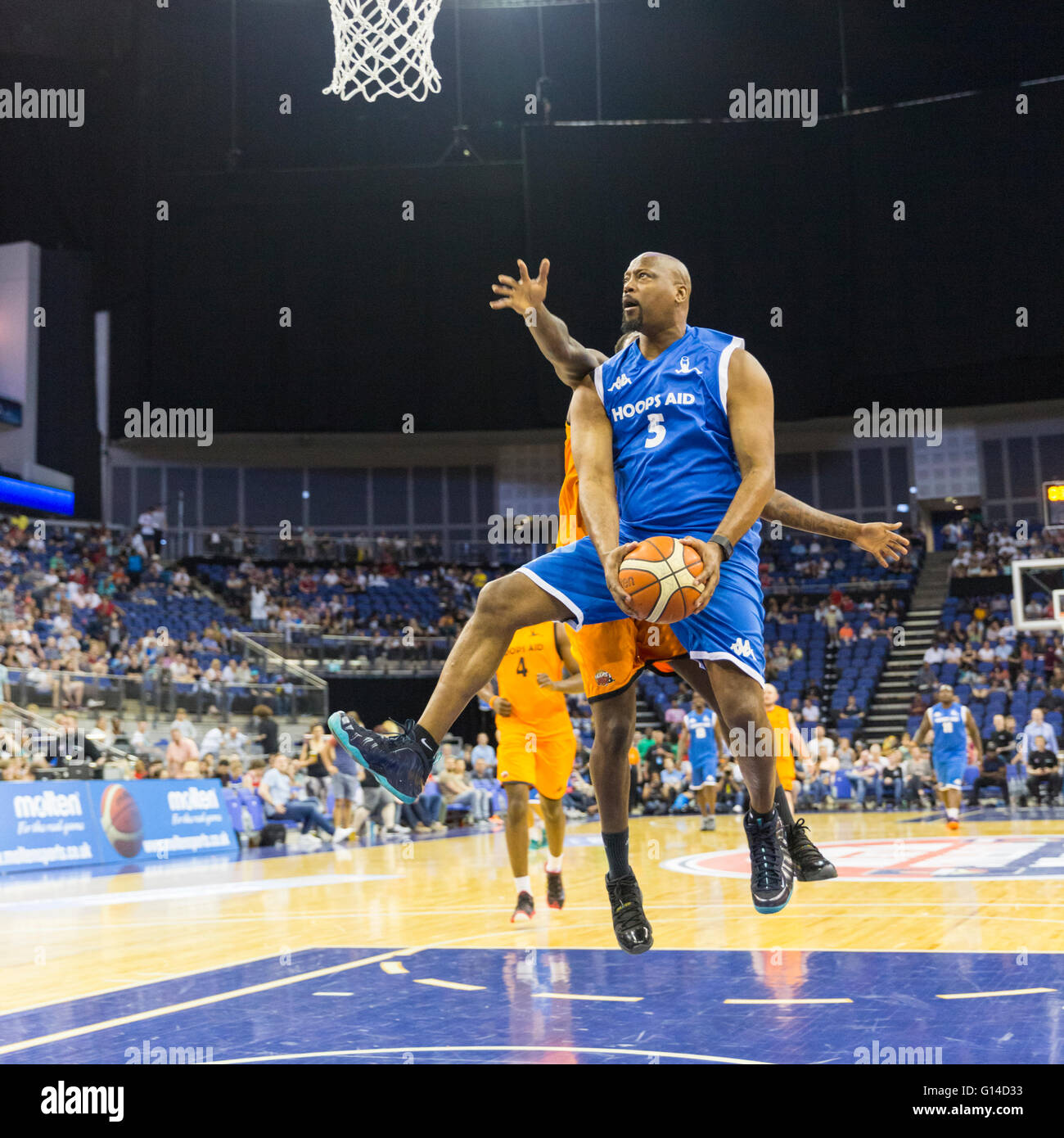 18,145 Celebrity All Star Basketball Game Stock Photos, High-Res